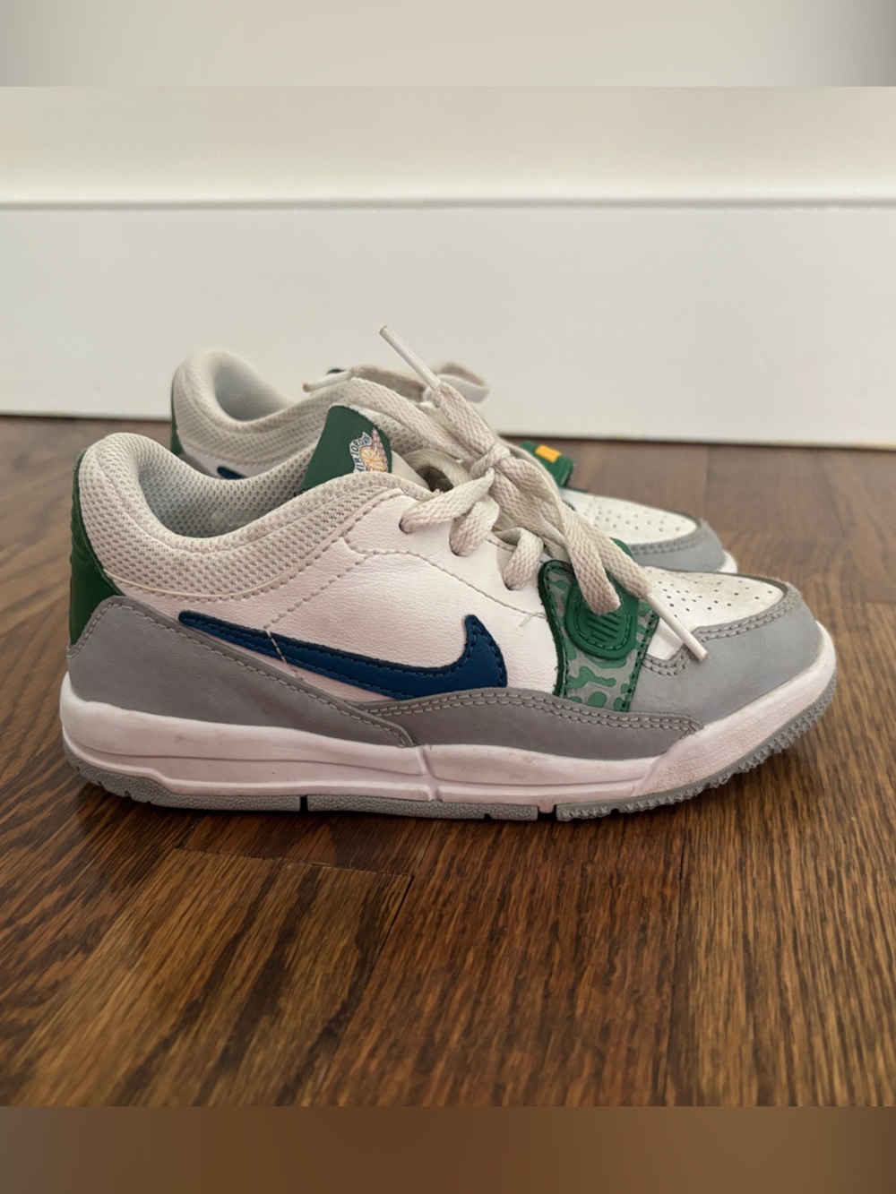 Nike Air Jordan Legacy 312 Kids Low-Top Sneakers - White, Gray, Green, Blue